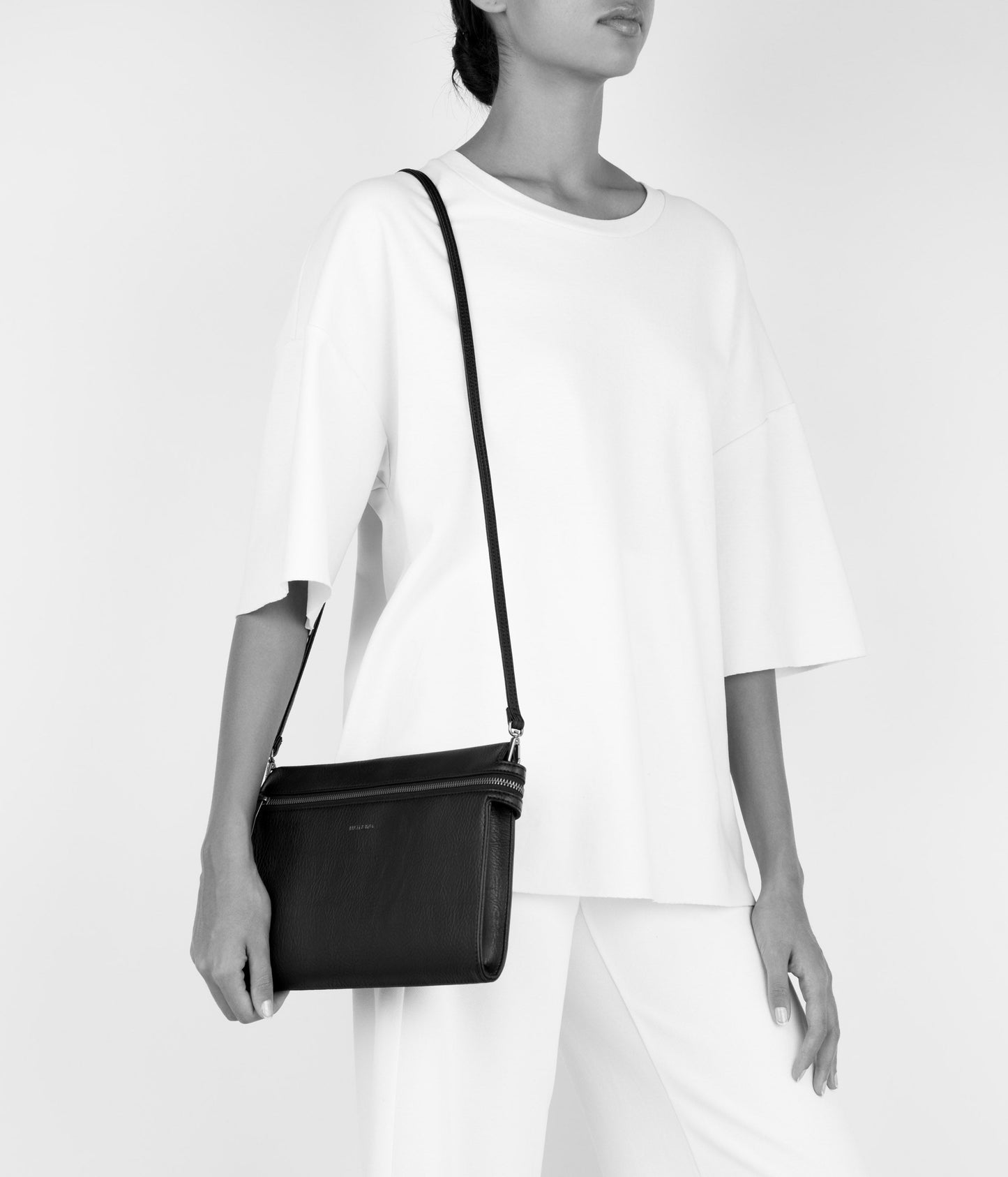 ARTA Vegan Clutch - Dwell