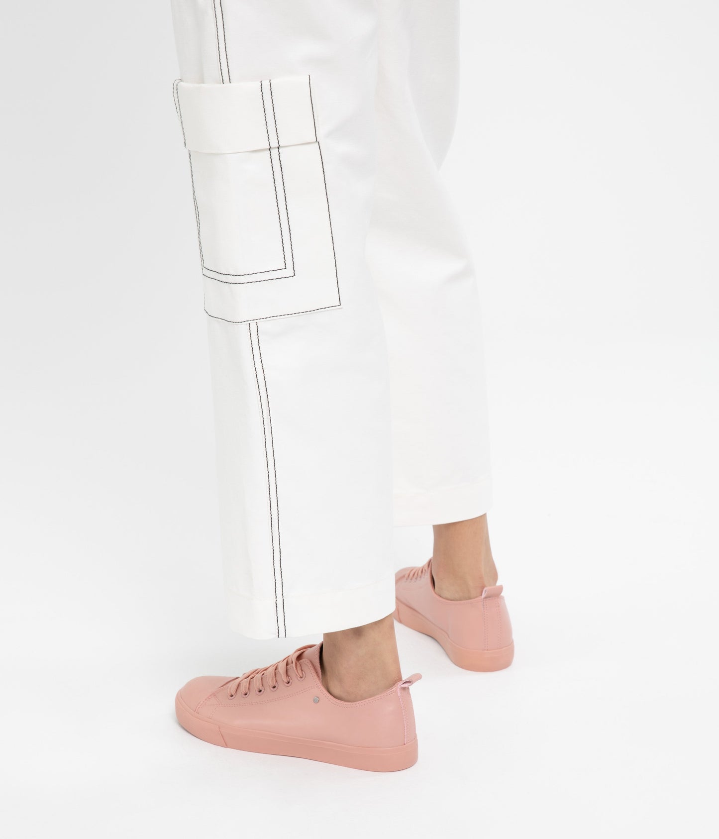 HAZEL Women's Vegan Sneakers