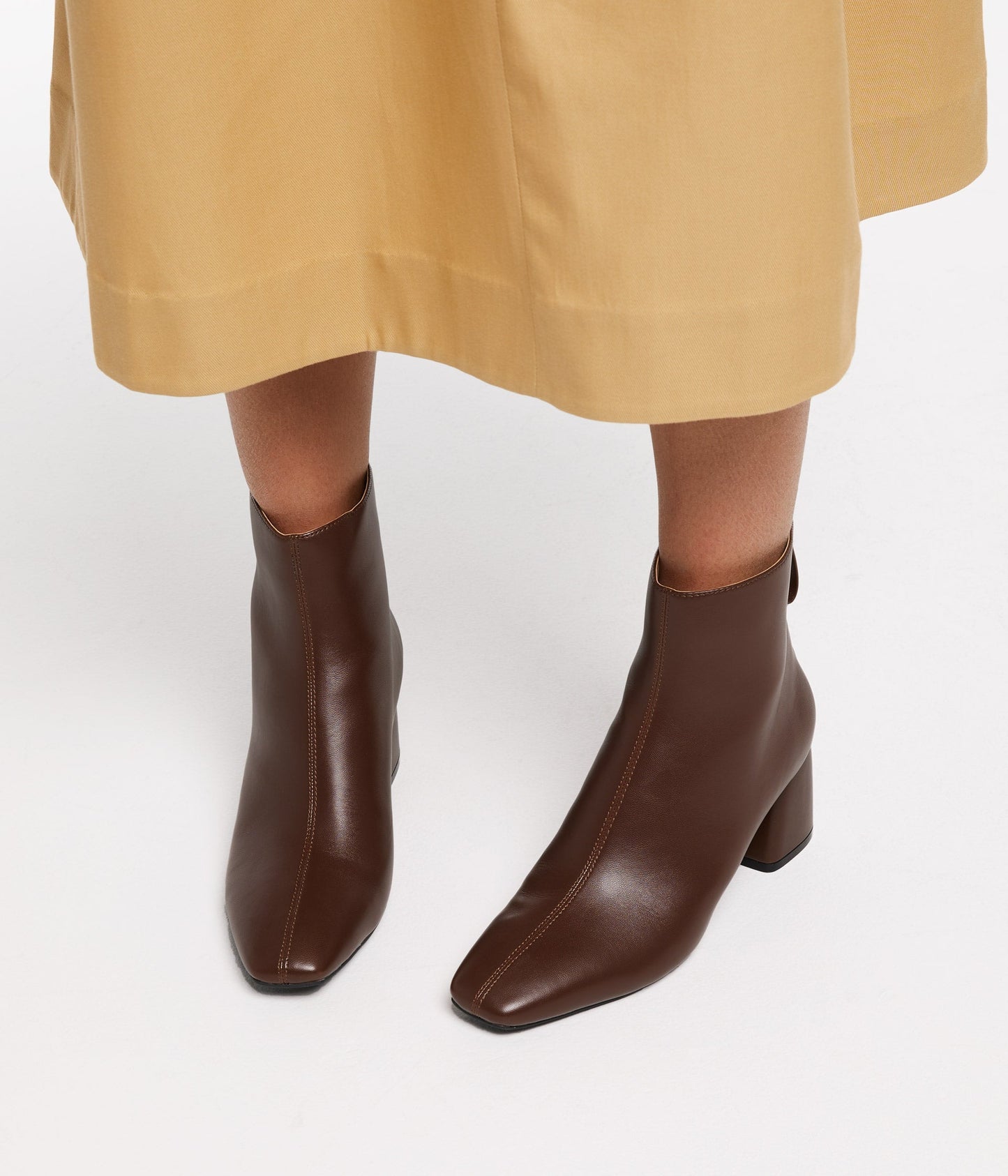 DEENA Women's Vegan Mid Heel Boots