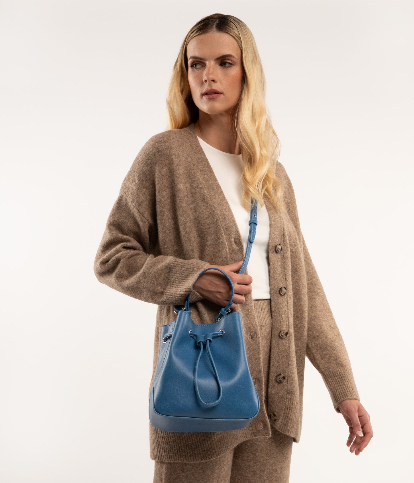 DUPONT Vegan Bucket Bag - Vintage