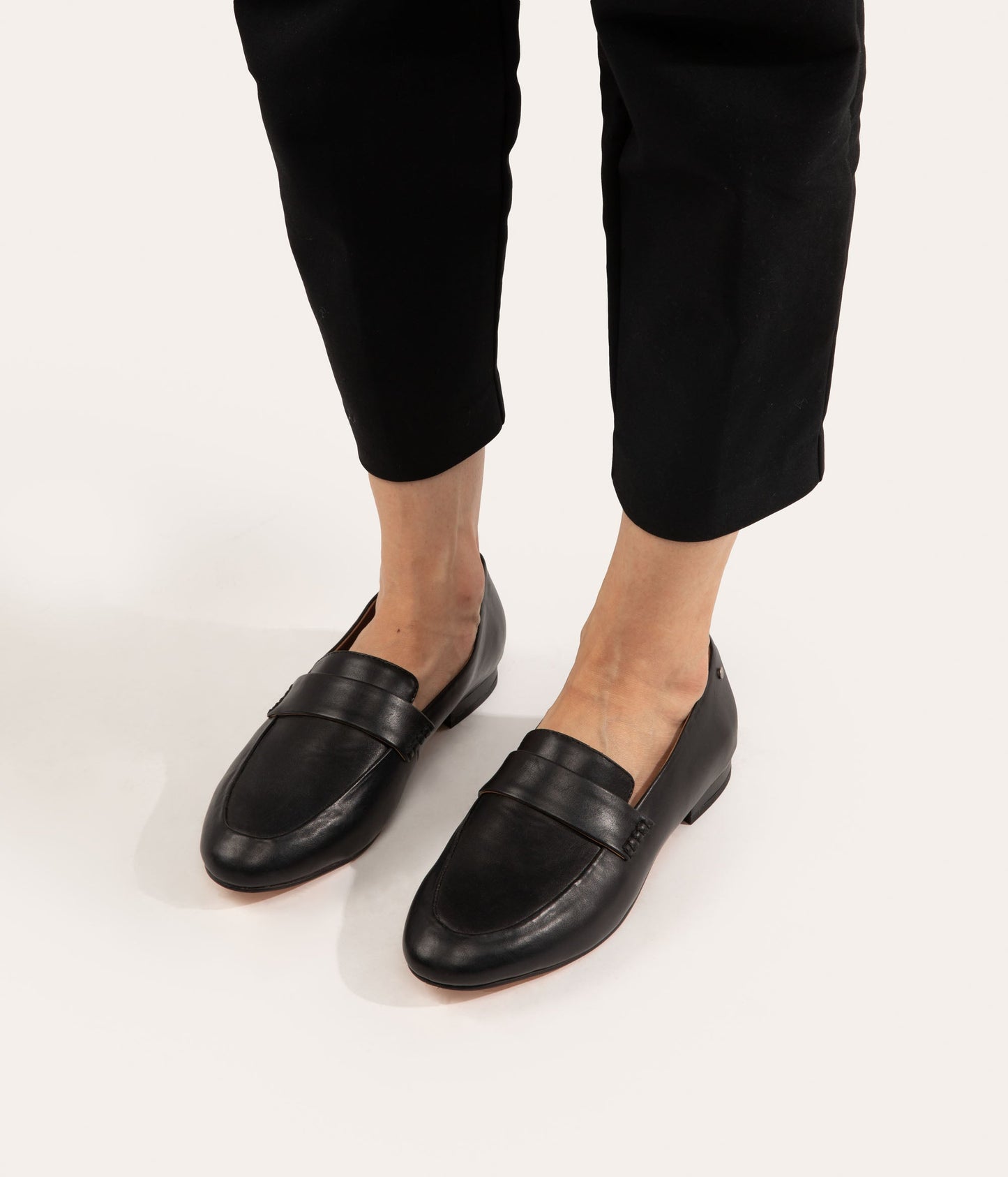 IVY Women's Vegan Loafers