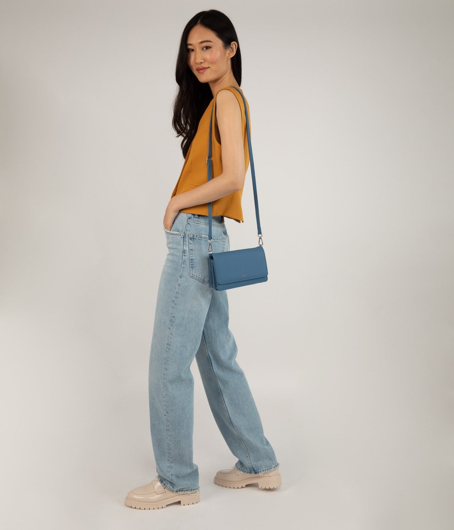 BEE Vegan Crossbody Bag - Purity