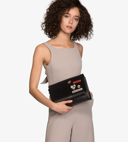 VAANI Vegan Crossbody - Dwell