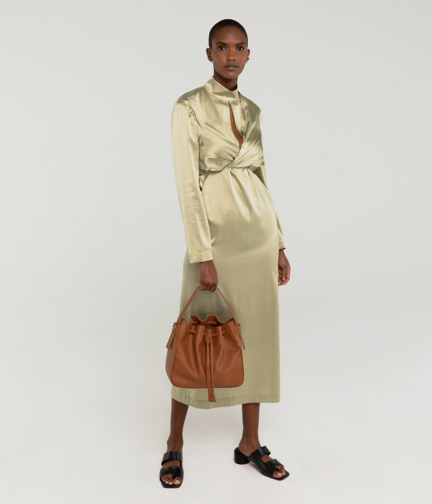 AMBER Vegan Bucket Bag - Purity