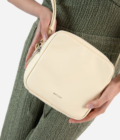 ROSE Vegan Crossbody Bag – Forum