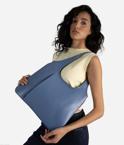 PORTO Vegan Hobo Bag - Theme